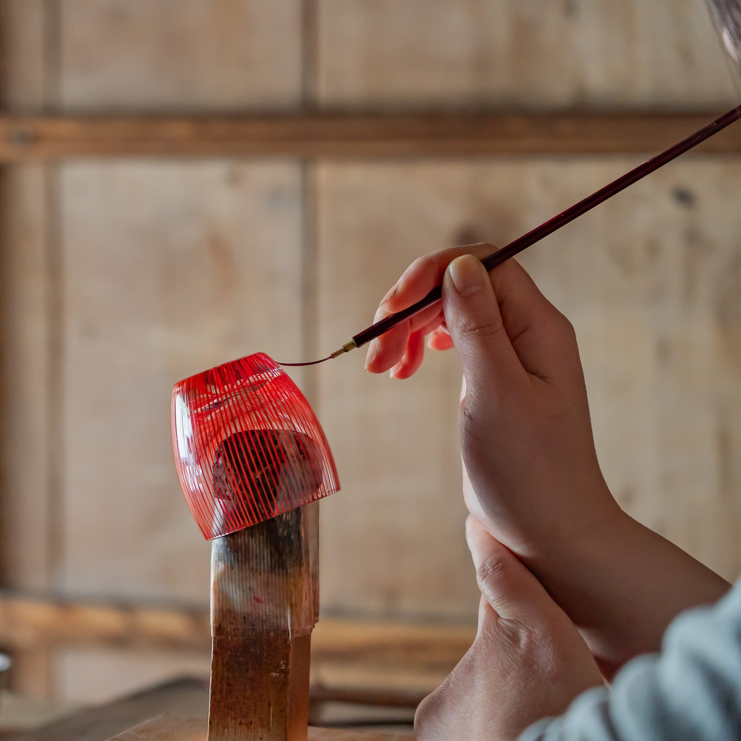 tsubomi Sake-Cup Red with Lines