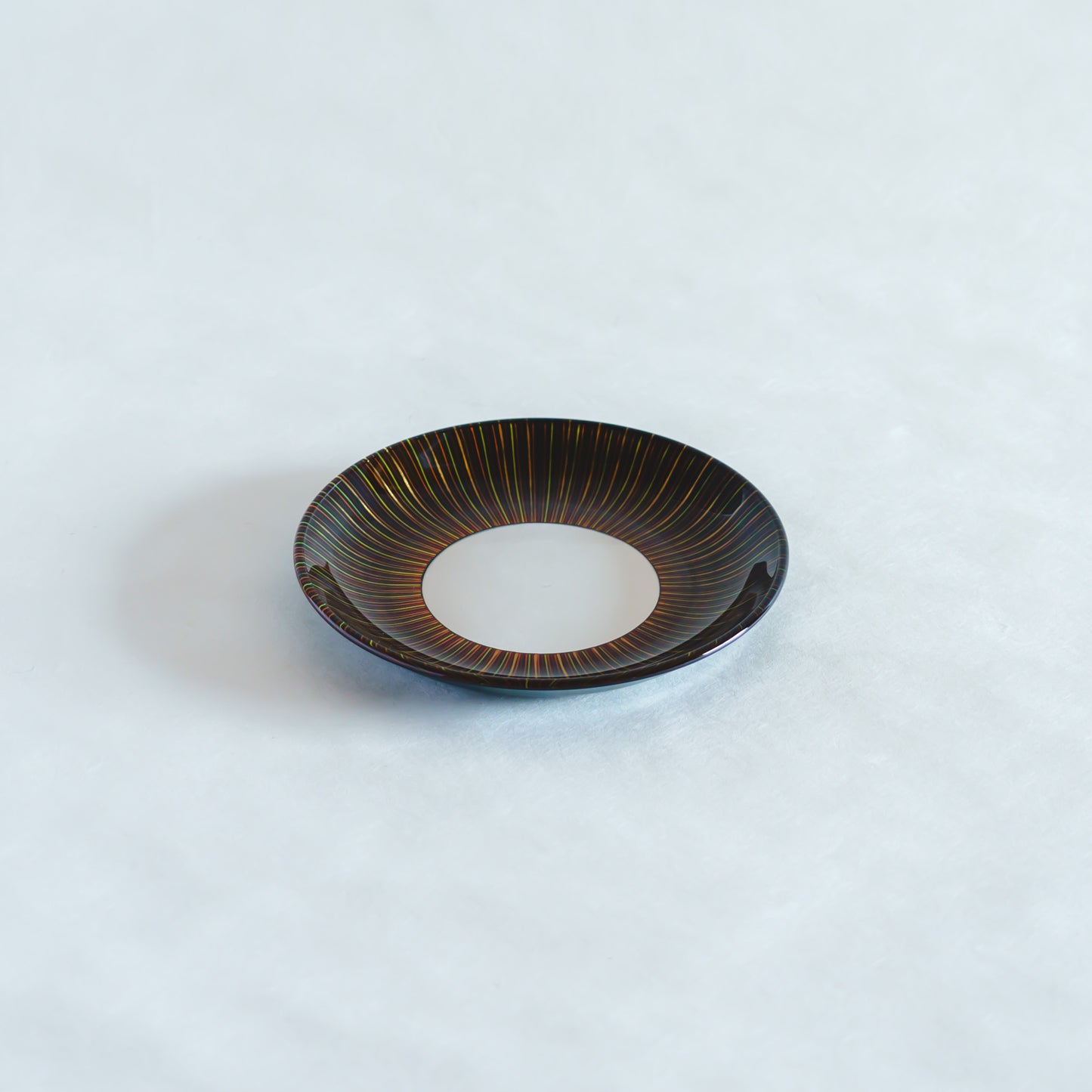 tsubomi Plate M Black and Red