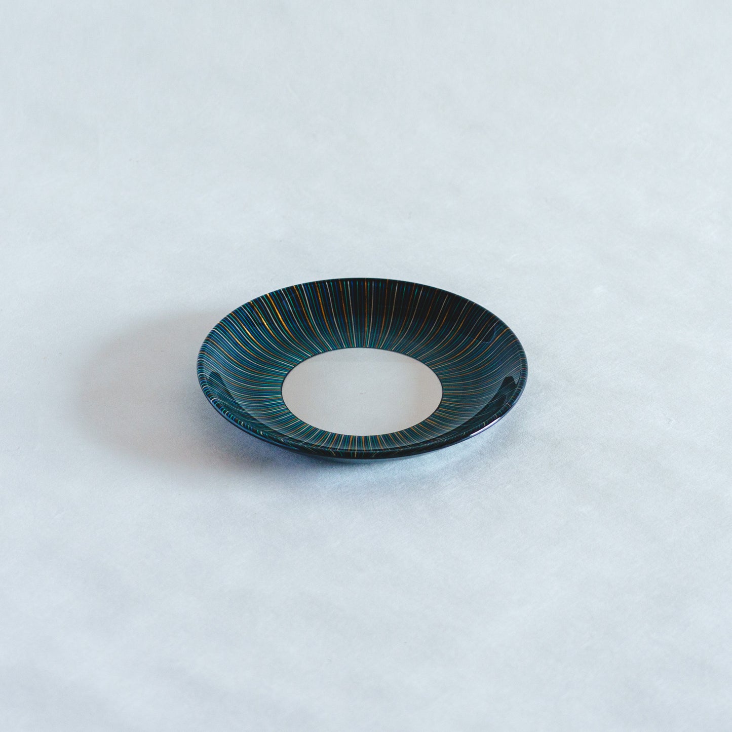 tsubomi Plate M Black and Blue