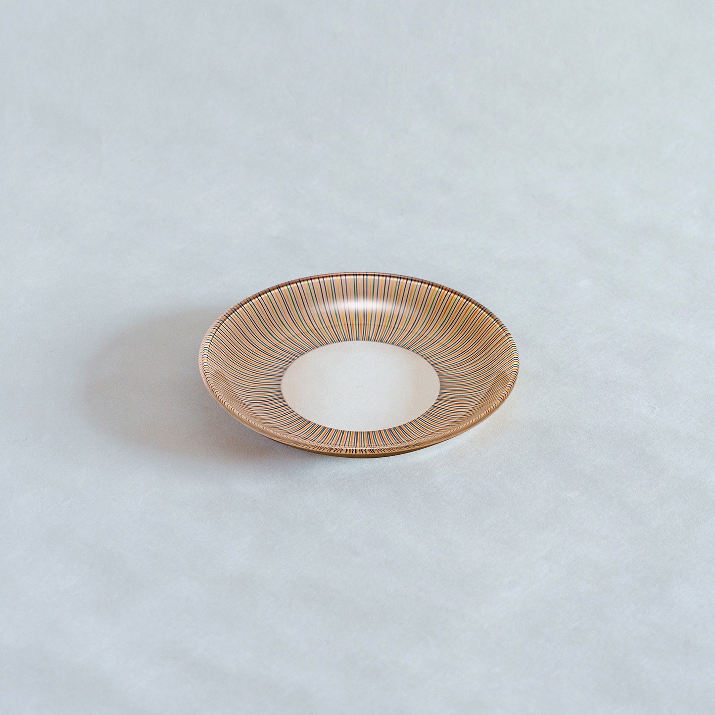 tsubomi Plate M White and Blue