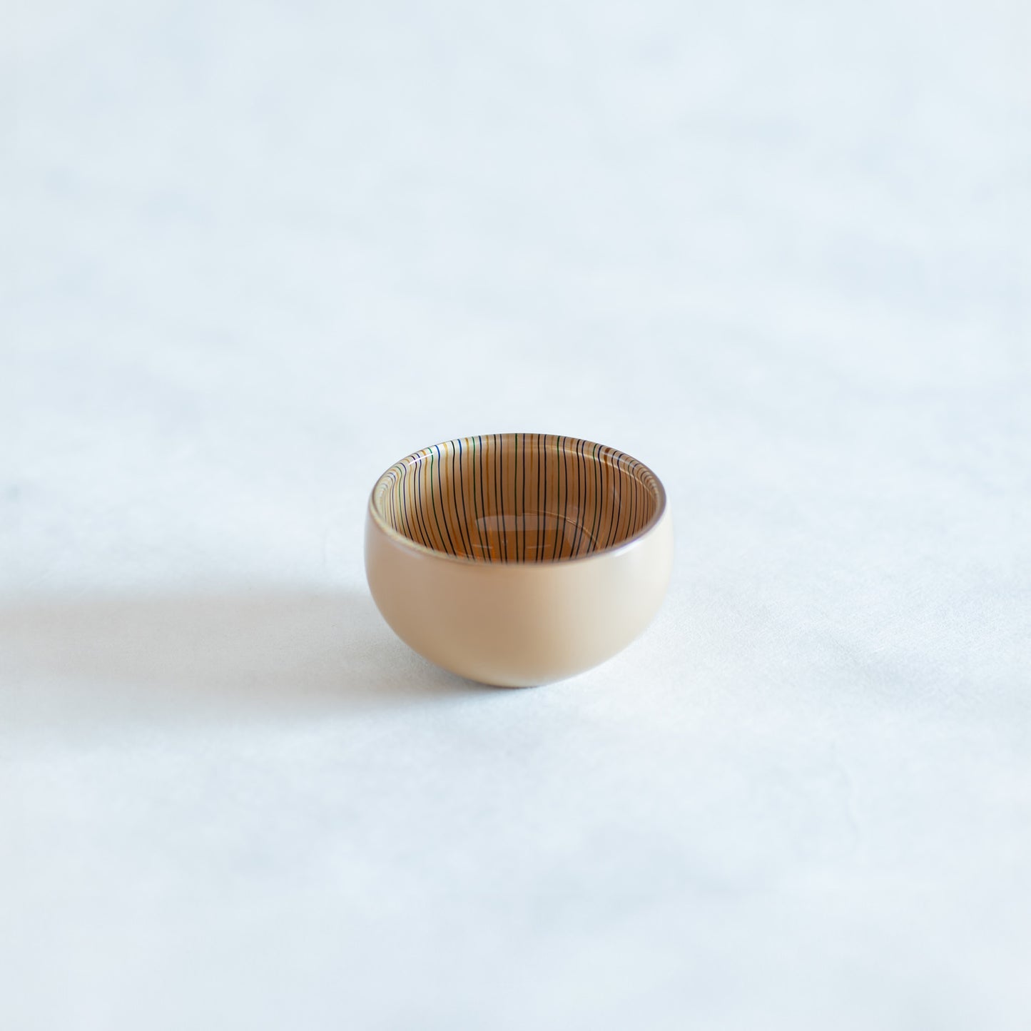 tsubomi Crystal Bowl S White and Blue