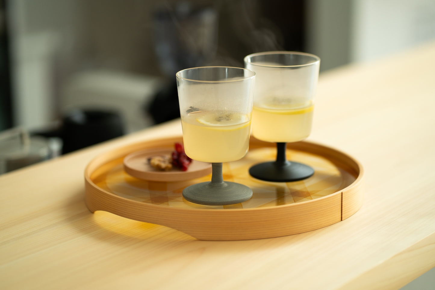 温（on）ゴブレット　黒錆刷毛目