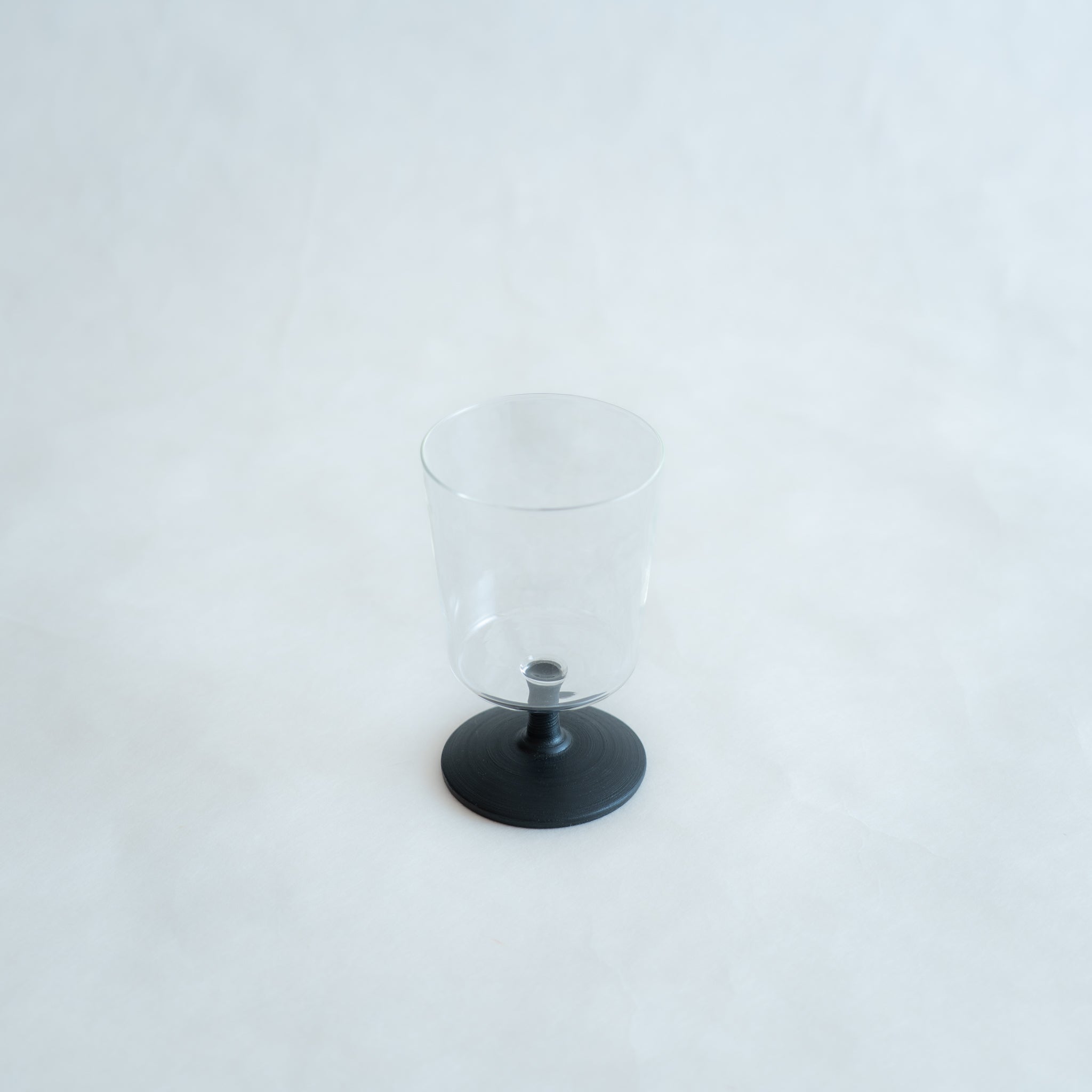 温（on）ゴブレット 黒錆刷毛目 – 丸嘉小坂漆器店