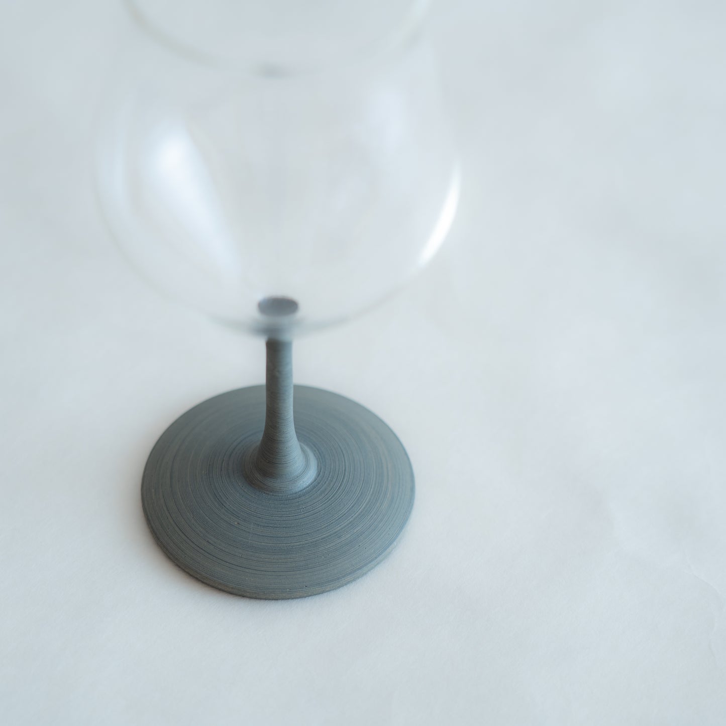 温（on）チューリップ　白錆刷毛目